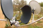 T90-LNB-rail.webp
